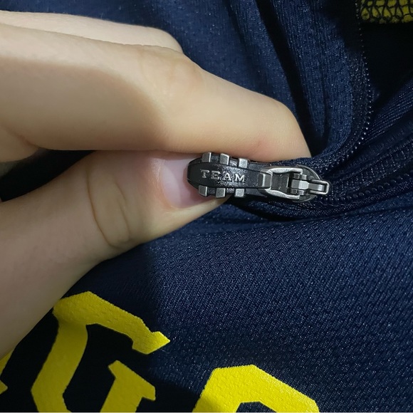 Adidas Scorch Michigan 1/4 Zip Pullover Mens Size Medium Climalite Blue GO BLUE - Picture 3 of 4